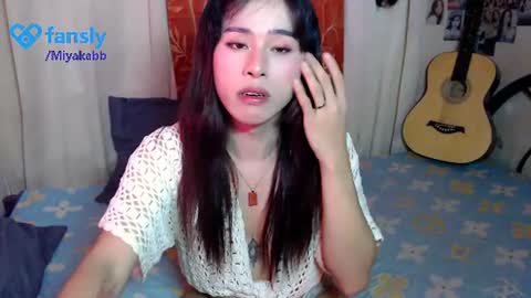 Snapshot of miyakabebe chatting on 06/11/26, 02:53 Miyakabebe online show from 06/11/26, 02:53