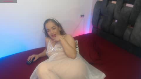 Snapshot of miyu_charlotte chatting on 04/25/26, 03:31 Charlotte online show from 04/25/26, 03:31