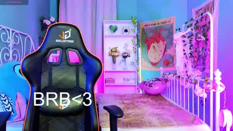 Mizuki online show from 02/17/25, 12:10