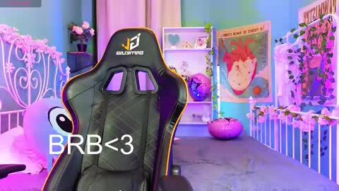 Mizuki online show from 02/22/25, 12:05