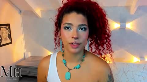 Snapshot of mizzhell_ chatting on 11/10/25, 11:42 mizzhell_ online show from 11/10/25, 11:42