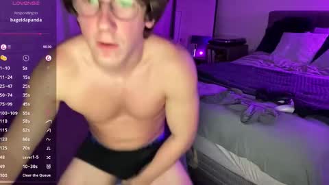 Leo online show from 11/03/25, 12:46