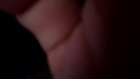 Snapshot of mizzpoison23 chatting on 02/01/25, 03:30 mizzpoison23 online show from 02/01/25, 03:30