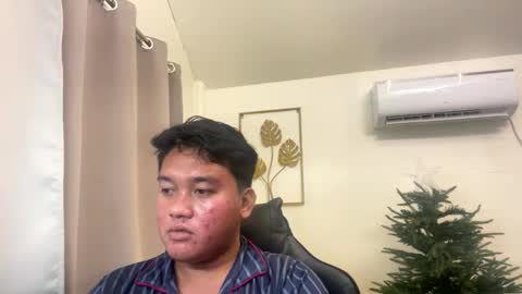 Snapshot of mj_xx7828 chatting on 11/01/25, 04:09 Michole Jay online show from 11/01/25, 04:09