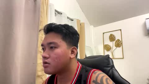 Snapshot of mj_xx7828 chatting on 12/16/25, 11:37 Michole Jay online show from 12/16/25, 11:37