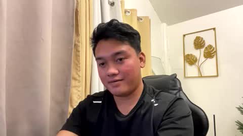 Snapshot of mj_xx7828 chatting on 12/20/25, 05:47 Michole Jay online show from 12/20/25, 05:47