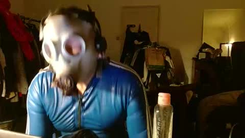 mk_biker online show from 04/17/26, 04:48