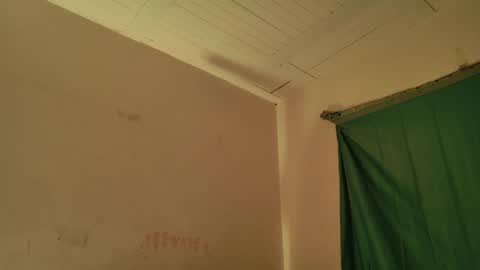 MoonLipson online show from 04/12/26, 05:01