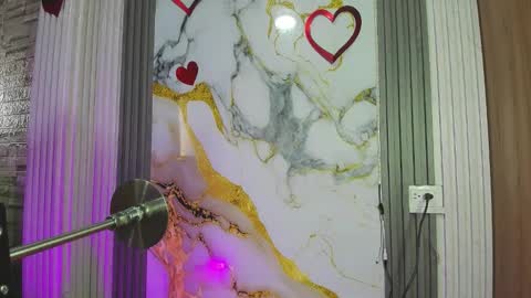 LUCRECIA   NEW ACCOUNT online show from 02/17/26, 07:31