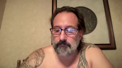 mmancini13 online show from 09/18/25, 08:27