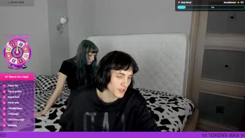 Snapshot of mmeeowww chatting on 04/26/26, 10:57 Tim and Lisa Simon and Luna online show from 04/26/26, 10:57