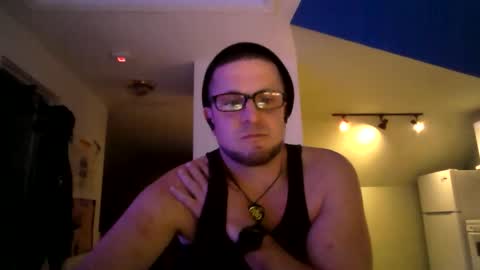 Snapshot of mmello2017 chatting on 11/12/25, 07:20 mmello2017 online show from 11/12/25, 07:20