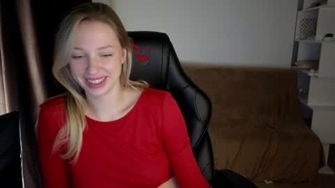 Snapshot of mmm_banana chatting on 12/31/24, 04:38 Lili online show from 12/31/24, 04:38