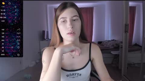 Snapshot of mmm_banana chatting on 03/11/25, 07:26 Lili online show from 03/11/25, 07:26