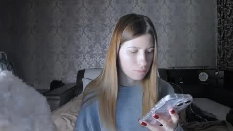 Snapshot of mmm_banana chatting on 09/24/25, 09:56 Lili online show from 09/24/25, 09:56