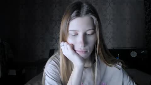 Snapshot of mmm_banana chatting on 10/26/25, 05:08 Lili online show from 10/26/25, 05:08