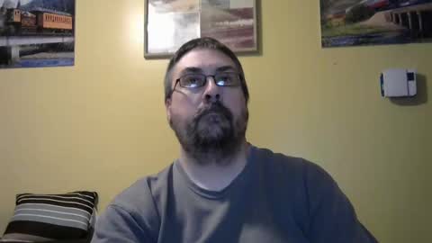 Snapshot of mmr45 chatting on 11/04/25, 04:22 mmr45 online show from 11/04/25, 04:22