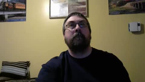 Snapshot of mmr45 chatting on 11/28/25, 04:48 mmr45 online show from 11/28/25, 04:48