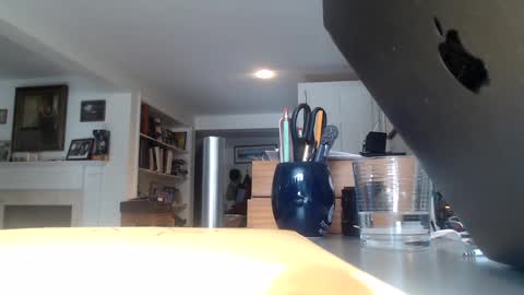 mmythmaker online show from 02/04/25, 04:18