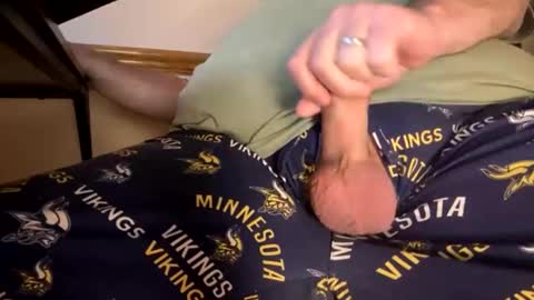 mnguy19726969 online show from 06/04/26, 05:02