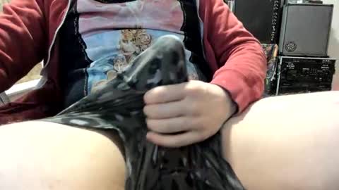 Snapshot of mnmassive chatting on 02/09/26, 06:50 M online show from 02/09/26, 06:50