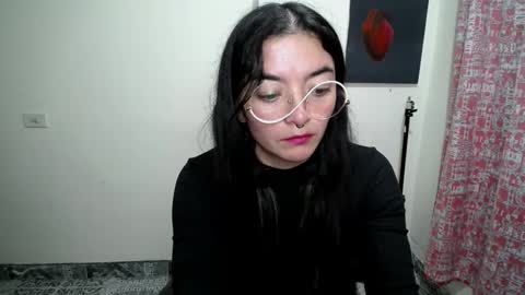 Snapshot of mocca_117 chatting on 05/30/26, 03:47 Sam online show from 05/30/26, 03:47