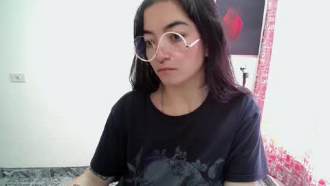 Snapshot of mocca_117 chatting on 06/03/26, 02:33 Sam online show from 06/03/26, 02:33