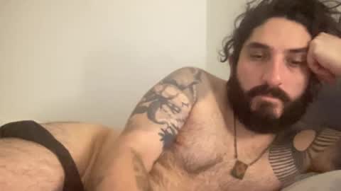 Snapshot of mochi_is_cool chatting on 12/20/24, 05:04 Mochi online show from 12/20/24, 05:04