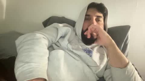 Snapshot of mochi_is_cool chatting on 12/04/25, 08:01 Mochi online show from 12/04/25, 08:01