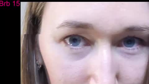 Snapshot of model_10 chatting on 11/16/25, 09:42 Tatiana online show from 11/16/25, 09:42