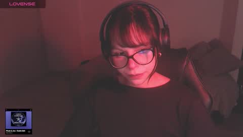 Snapshot of modjo_ chatting on 12/22/25, 01:02 Modjo online show from 12/22/25, 01:02