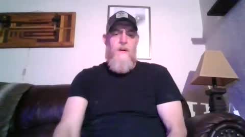 Snapshot of moeblick chatting on 12/28/24, 05:02 moeblick online show from 12/28/24, 05:02