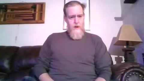 Snapshot of moeblick chatting on 12/31/24, 12:57 moeblick online show from 12/31/24, 12:57
