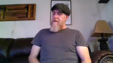 Snapshot of moeblick chatting on 12/31/24, 07:29 moeblick online show from 12/31/24, 07:29