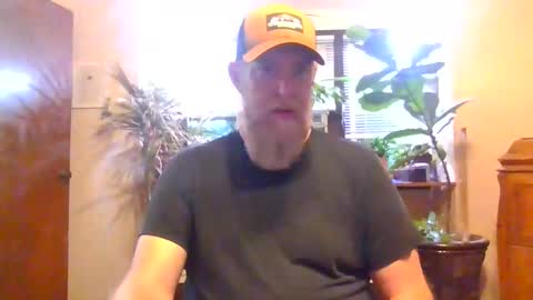 Snapshot of moeblick chatting on 09/11/25, 11:54 moeblick online show from 09/11/25, 11:54