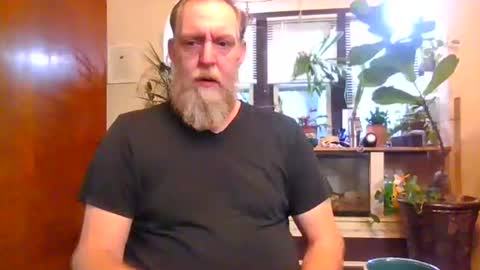 Snapshot of moeblick chatting on 11/13/25, 01:10 moeblick online show from 11/13/25, 01:10