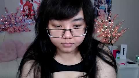Snapshot of moertomlly chatting on 04/26/26, 03:37 Molly online show from 04/26/26, 03:37