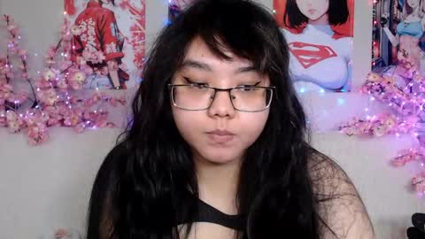 Snapshot of moertomlly chatting on 05/21/26, 05:25 Molly online show from 05/21/26, 05:25