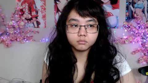 Snapshot of moertomlly chatting on 05/23/26, 05:12 Molly online show from 05/23/26, 05:12