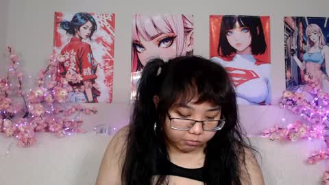 Snapshot of moertomlly chatting on 05/29/26, 05:16 Molly online show from 05/29/26, 05:16