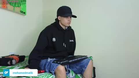 mohamed_malik online show from 12/04/25, 11:35