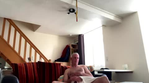 moi10414 online show from 06/12/26, 03:22