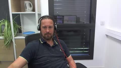 Julien online show from 05/21/26, 02:35