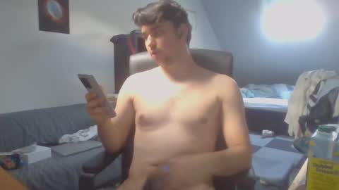 moistbreadstick online show from 07/01/26, 01:13