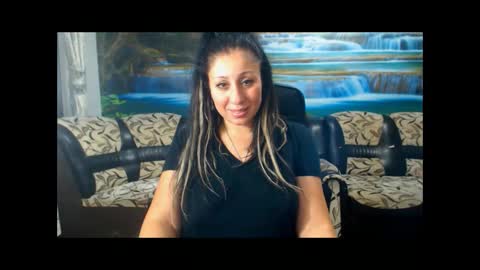 Snapshot of moistmady chatting on 10/10/25, 06:07 moistmady online show from 10/10/25, 06:07