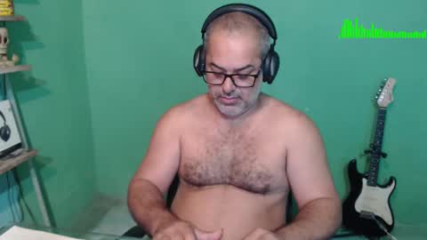 Snapshot of mokkaccmm chatting on 12/30/24, 01:47 Mokkaf online show from 12/30/24, 01:47