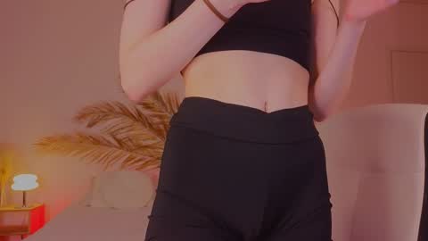 Snapshot of mol1y_kitten chatting on 12/02/24, 09:39 Molly online show from 12/02/24, 09:39