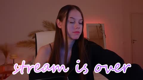 Snapshot of mol1y_kitten chatting on 12/09/24, 03:07 Molly online show from 12/09/24, 03:07