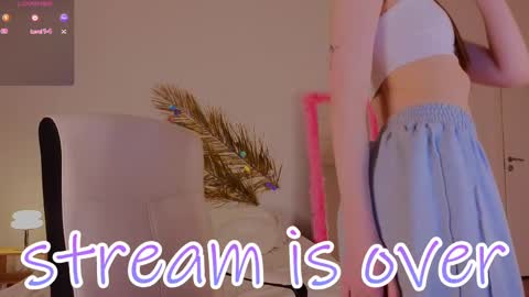 Snapshot of mol1y_kitten chatting on 02/23/25, 02:51 Molly online show from 02/23/25, 02:51