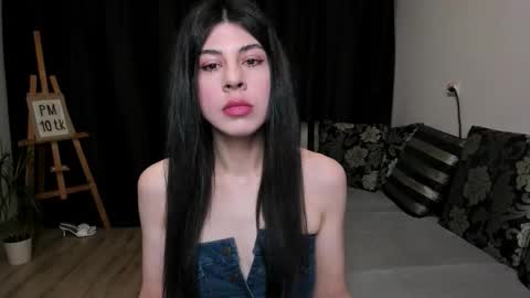 Snapshot of molaganna chatting on 01/14/26, 08:25 molaganna online show from 01/14/26, 08:25